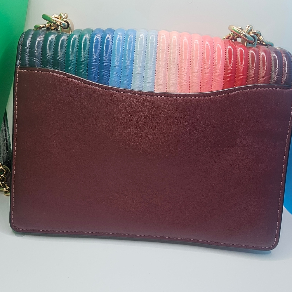 Coach Klaren Crossbody With Rainbow Linear Quilting. - Picture 3 of 16